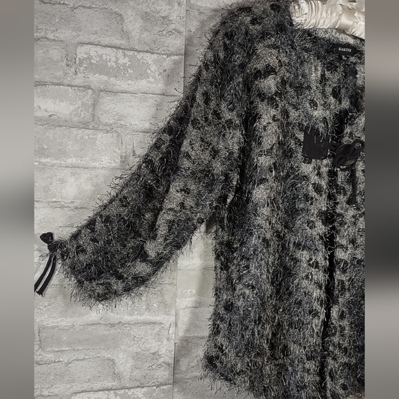 Kaktus Eyelash Fringe Cardigan Jacket - Picture 2 of 6